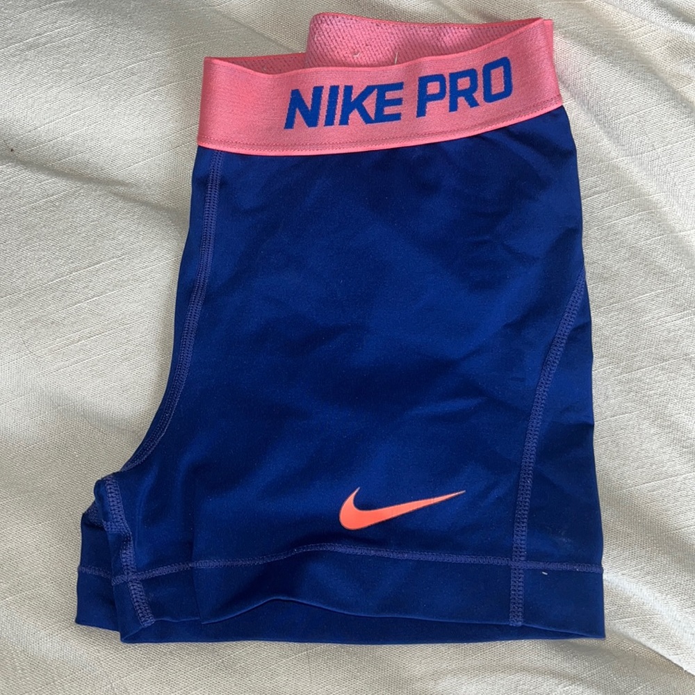 Nike pros | Running shorts